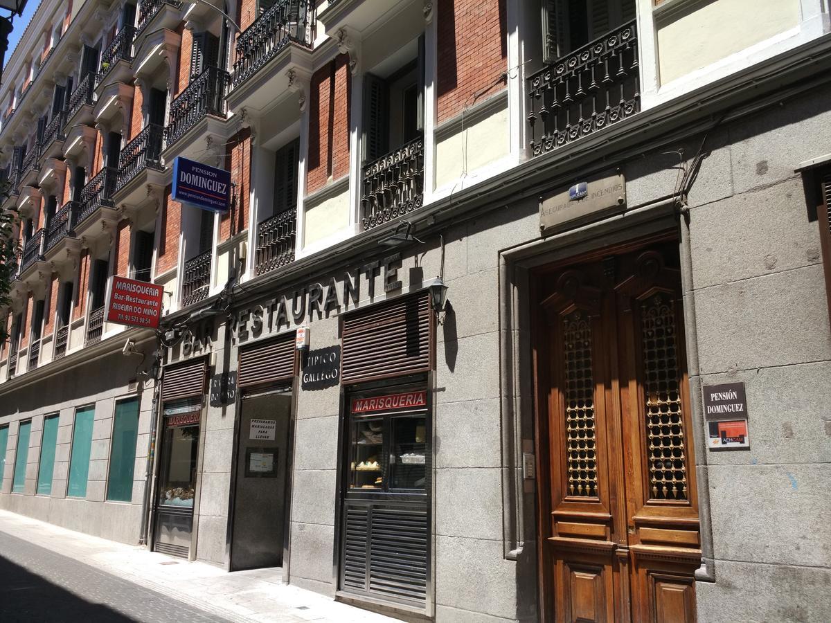 Pension Dominguez Madrid Buitenkant foto