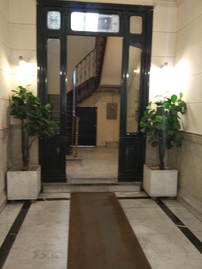 Pension Dominguez Madrid Buitenkant foto