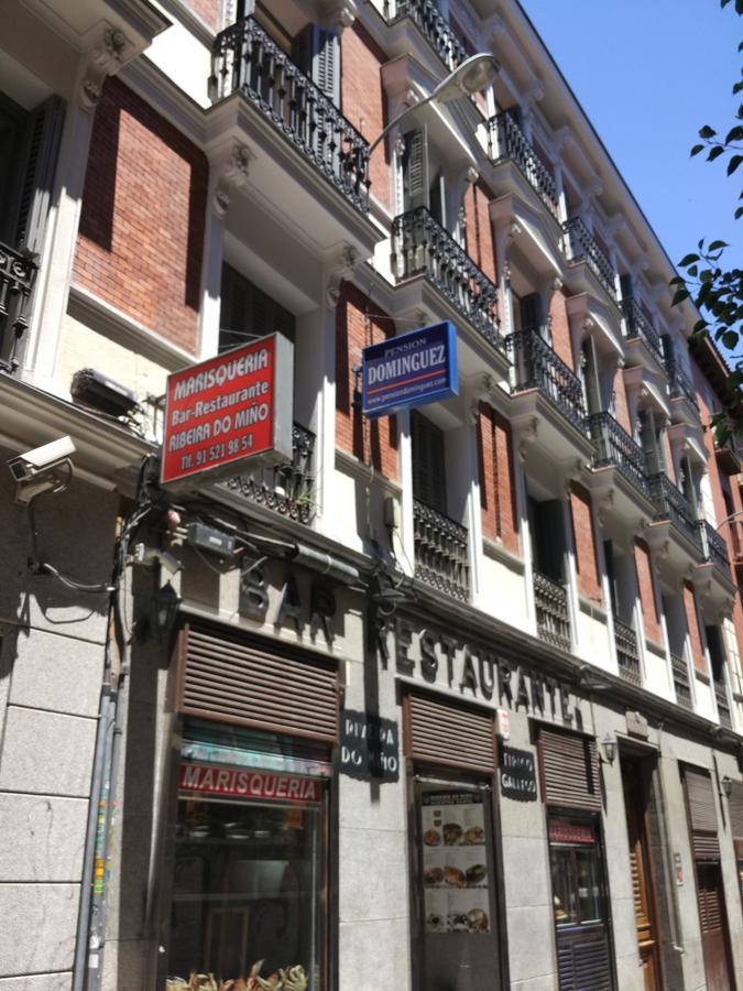 Pension Dominguez Madrid Buitenkant foto