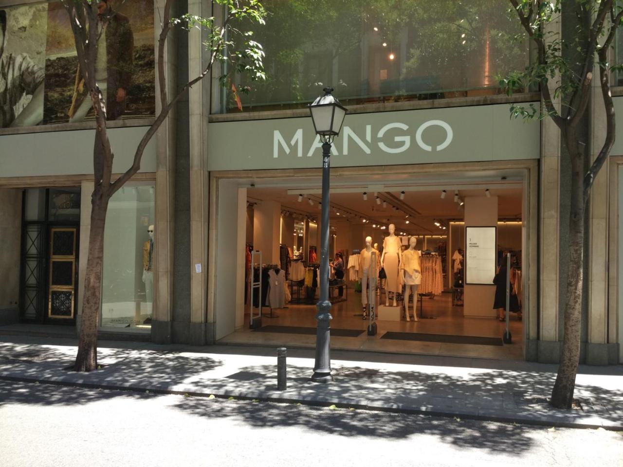 Pension Dominguez Madrid Buitenkant foto